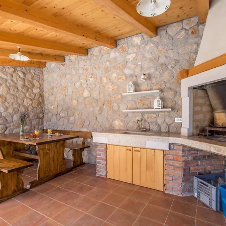 House Maslina Σπίτι διακοπών Pinezići