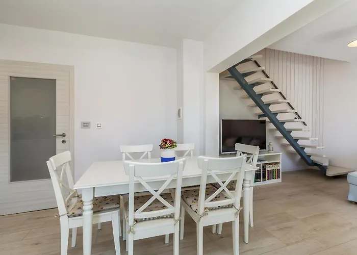 House Maslina Pinezići