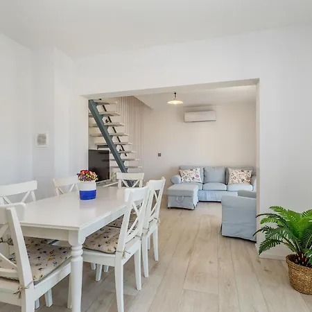House Maslina