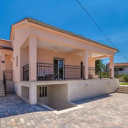 Holiday home House Maslina *