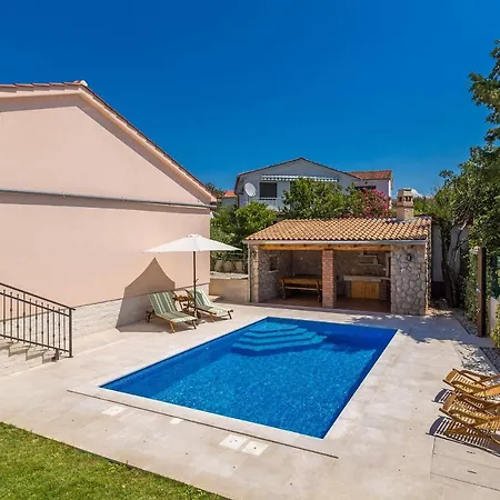 Holiday home House Maslina *