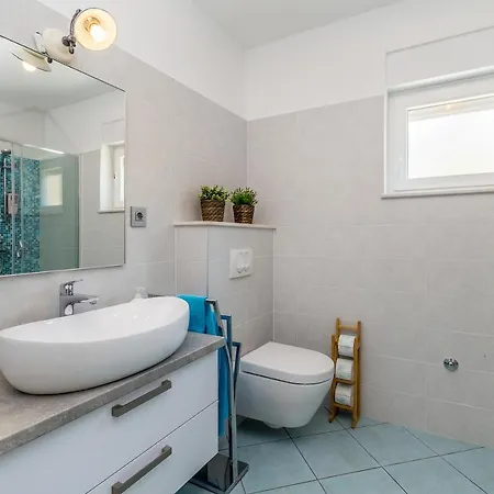 House Maslina Holiday home Pinezici (Krk)