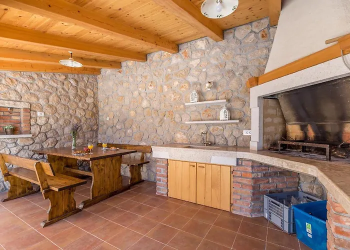 House Maslina Holiday home Pinezici (Krk)